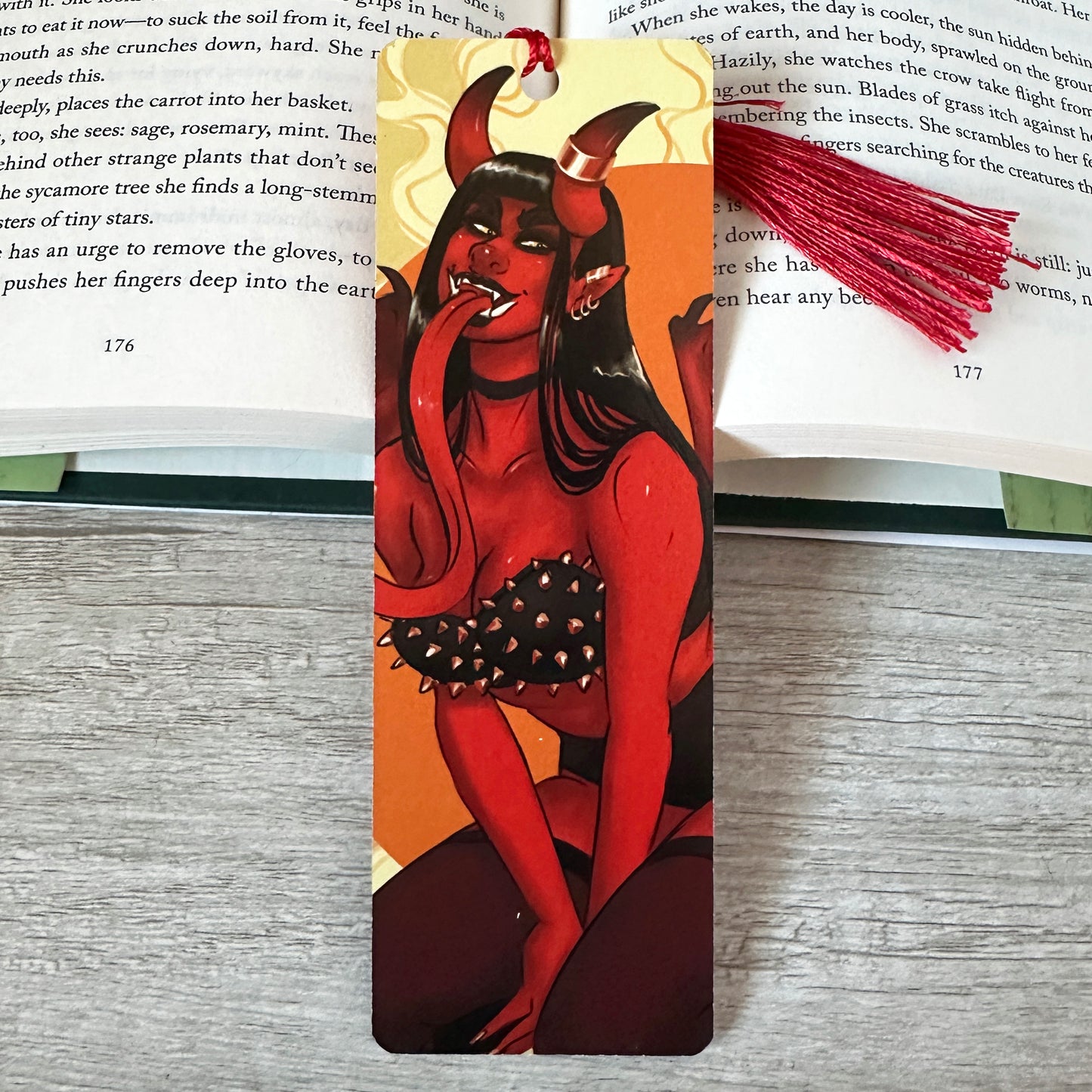 oni pin-up bookmark